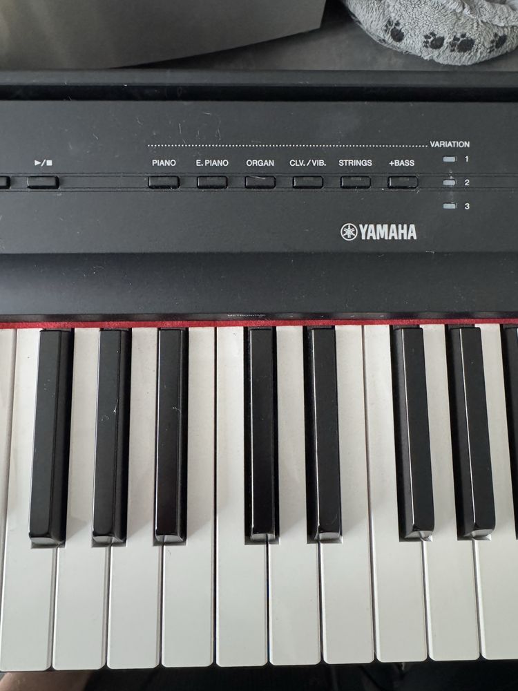 Pianino Jamaha P-125B
