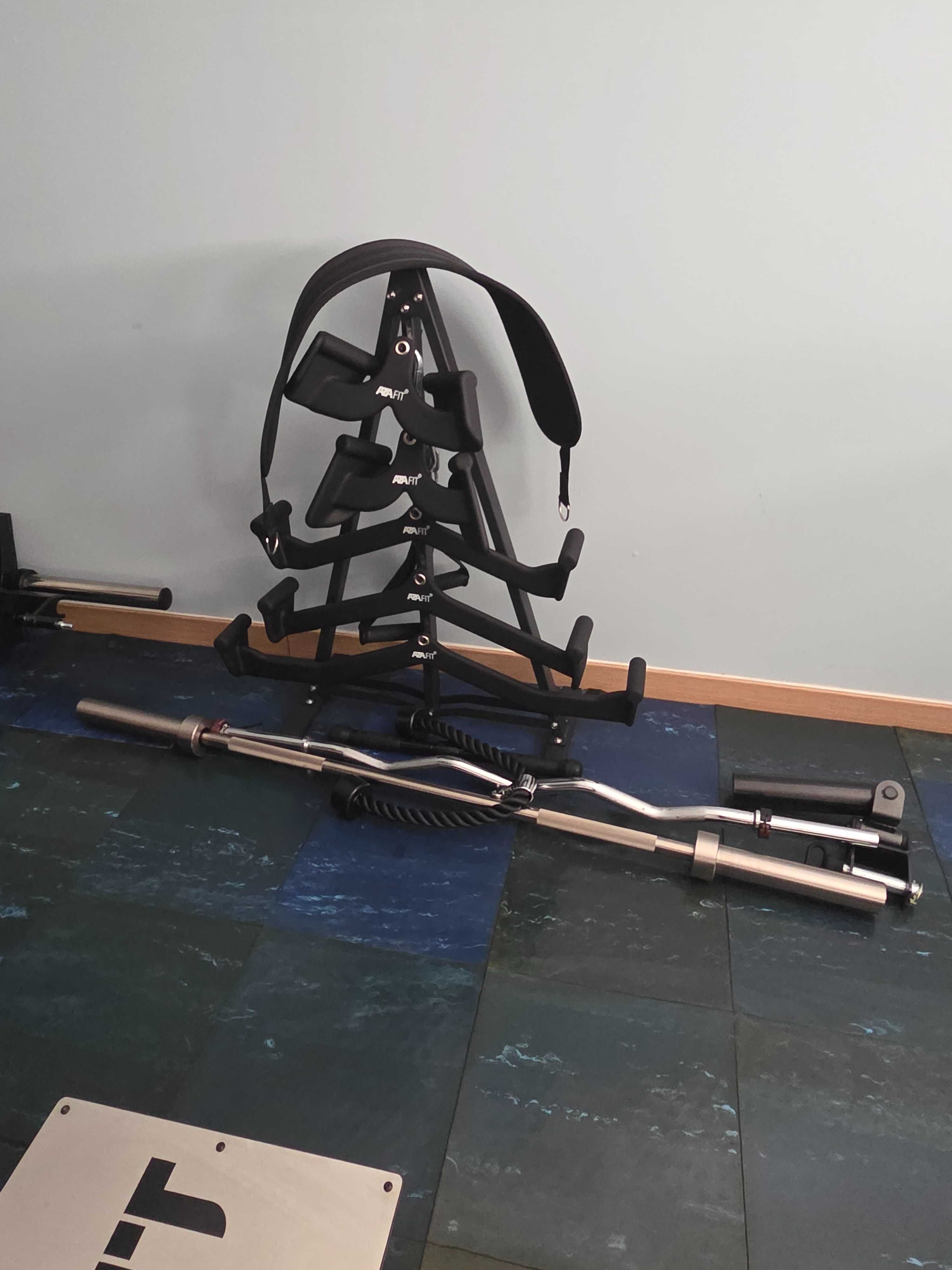 Vendo equipamento  ginásio  praticamente novo com 1 mês