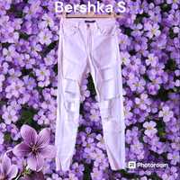 Skinny jeans damskie białe S Bershka