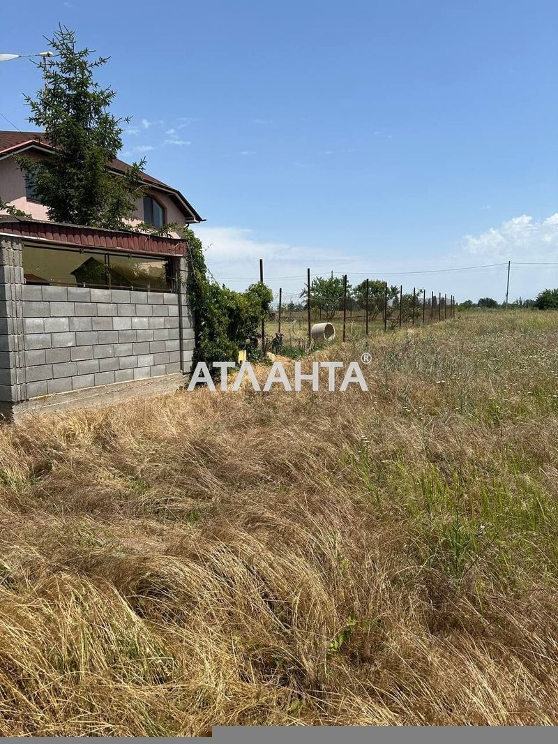 Продам участок в селе Новая Дофиновка, ул. Солнечная