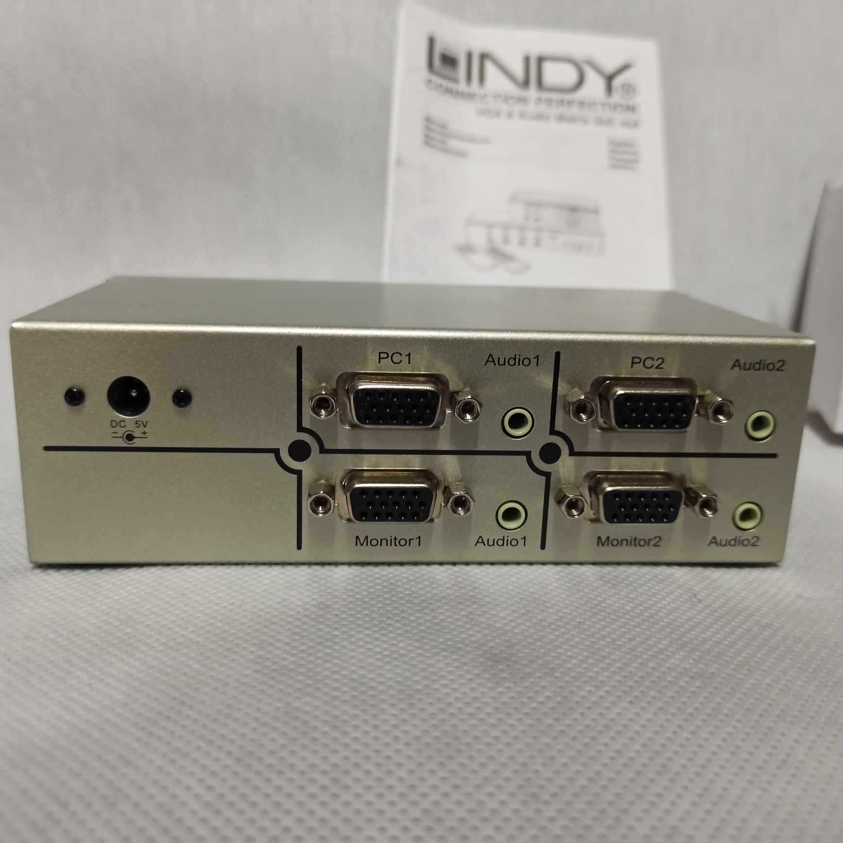 Lindy 32577 Switch rozdzielacz VGA/Audio full Matrix