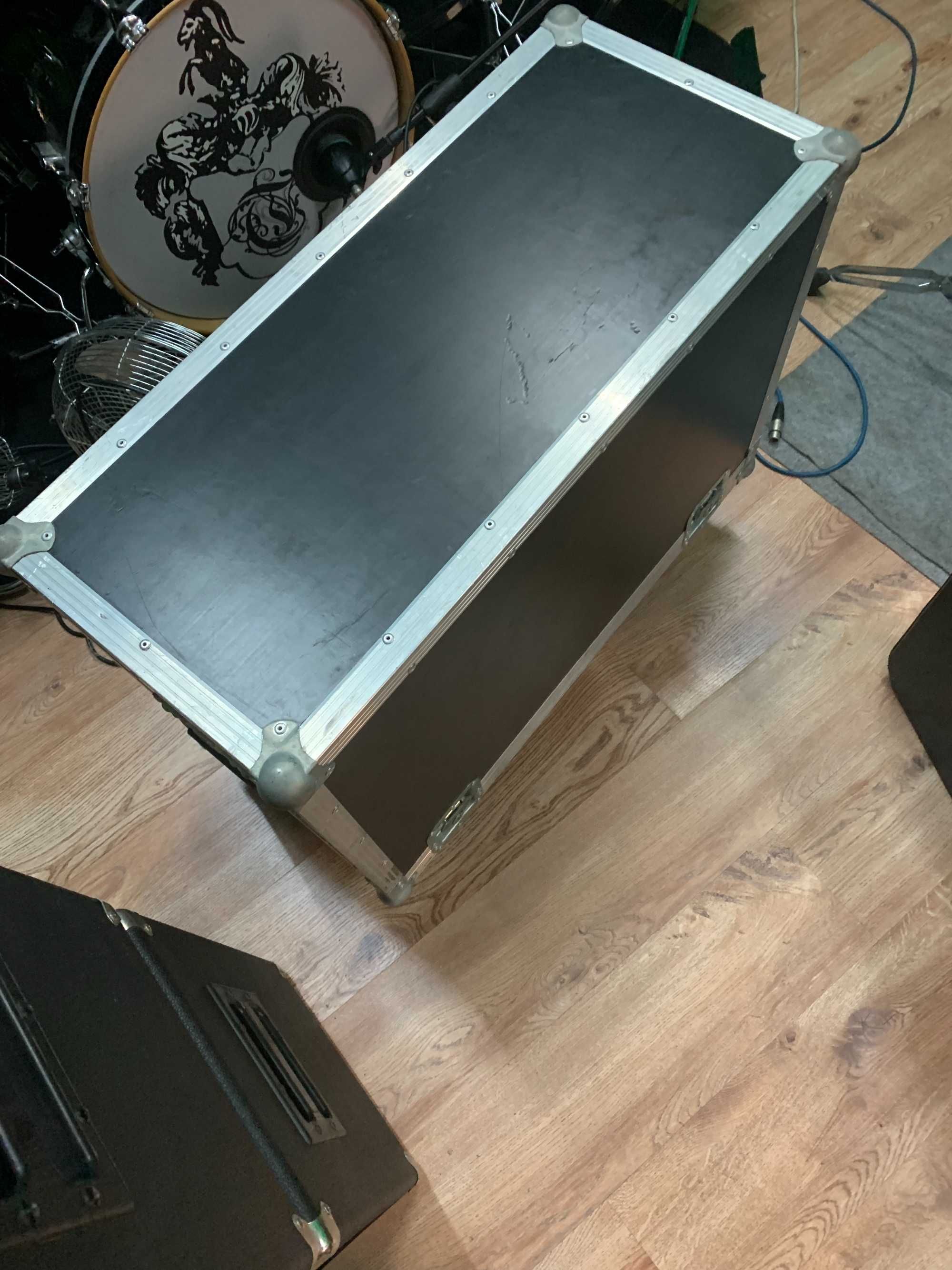 Kolumna Paczka 2x12 z case