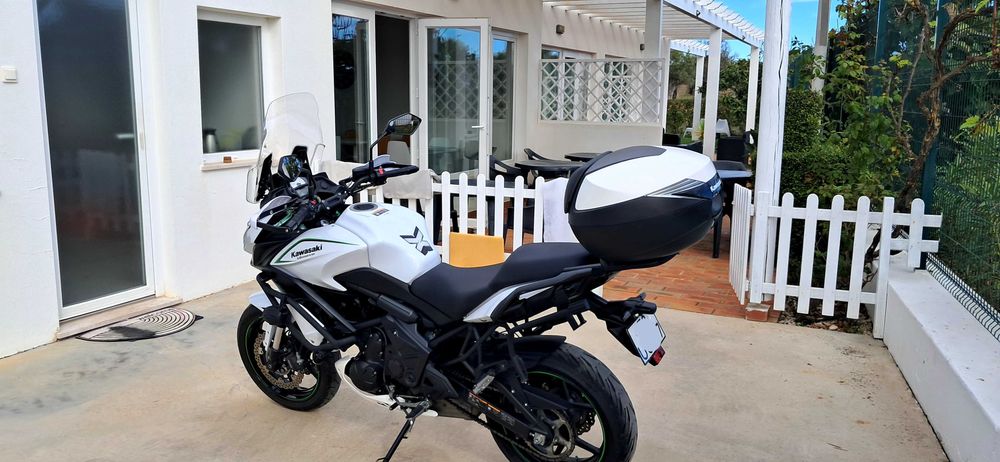 Kawazaky Versys 650 muitos extras