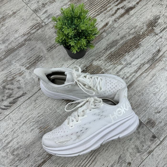 Hoka Clifton 9 FY1024F