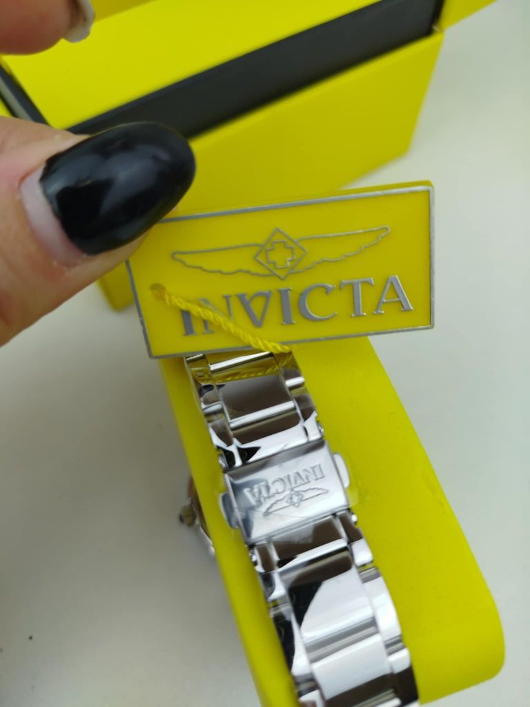 Zegarek analogowy Invicta