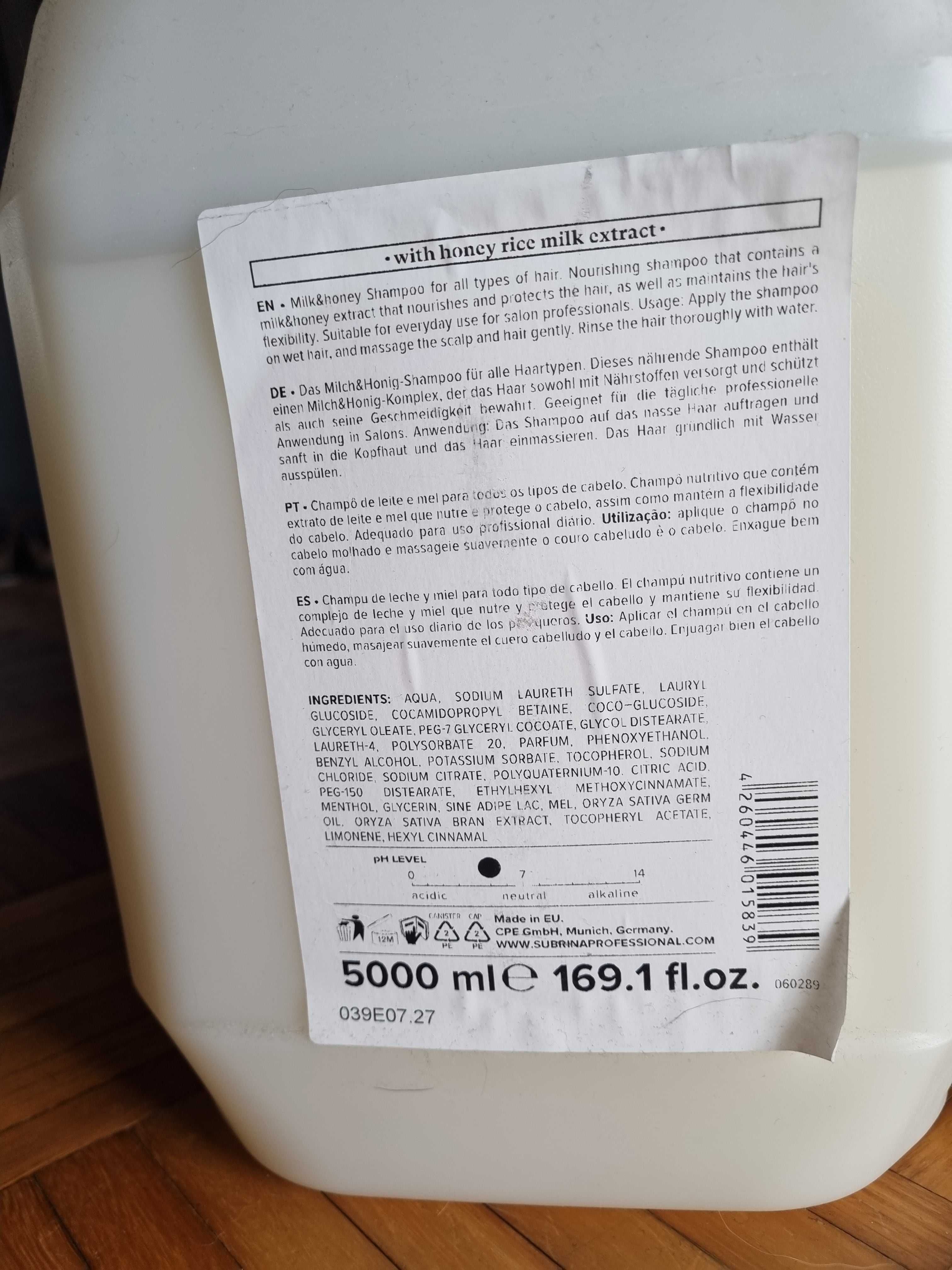 Champô (4 a 5 L) e condicionador separado (4 a 5 L)