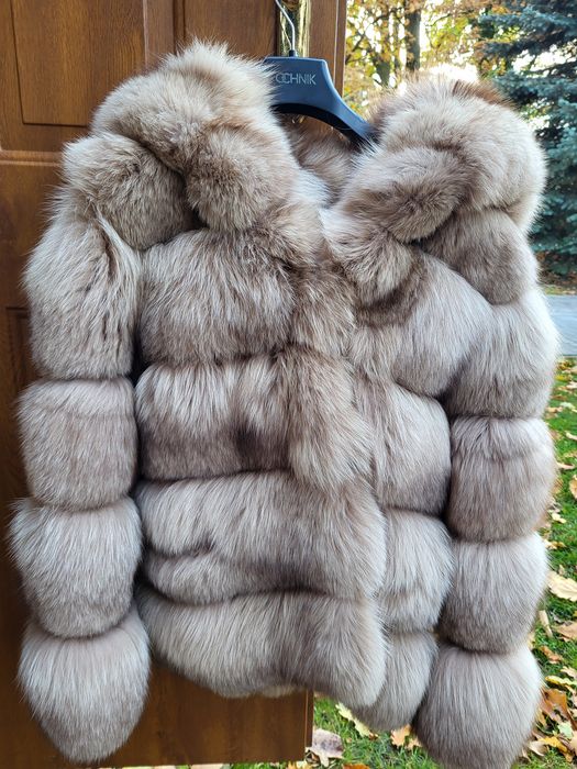 Futro naturalne z lisa z kapturem