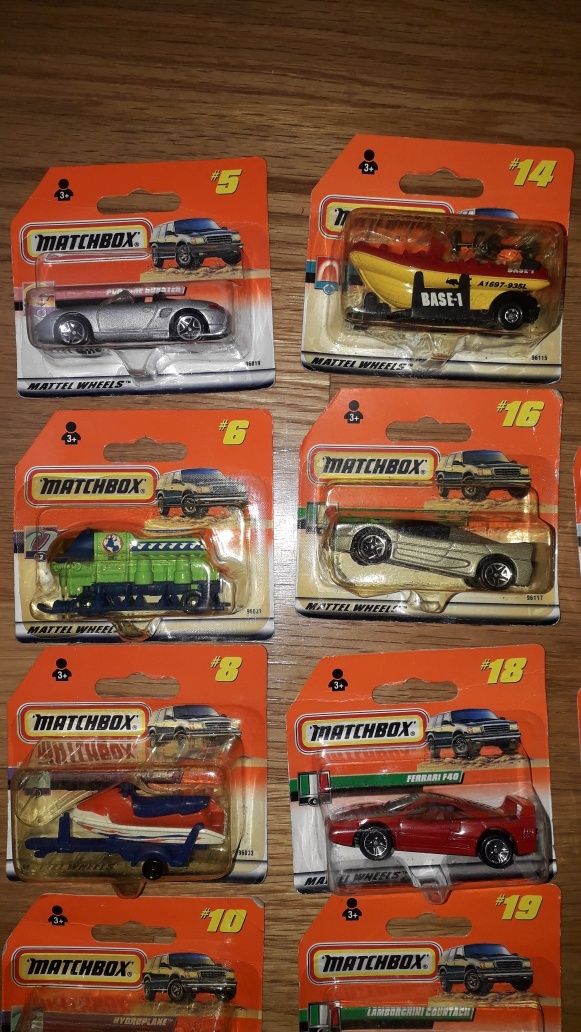 Lote de carros novos da matchbox