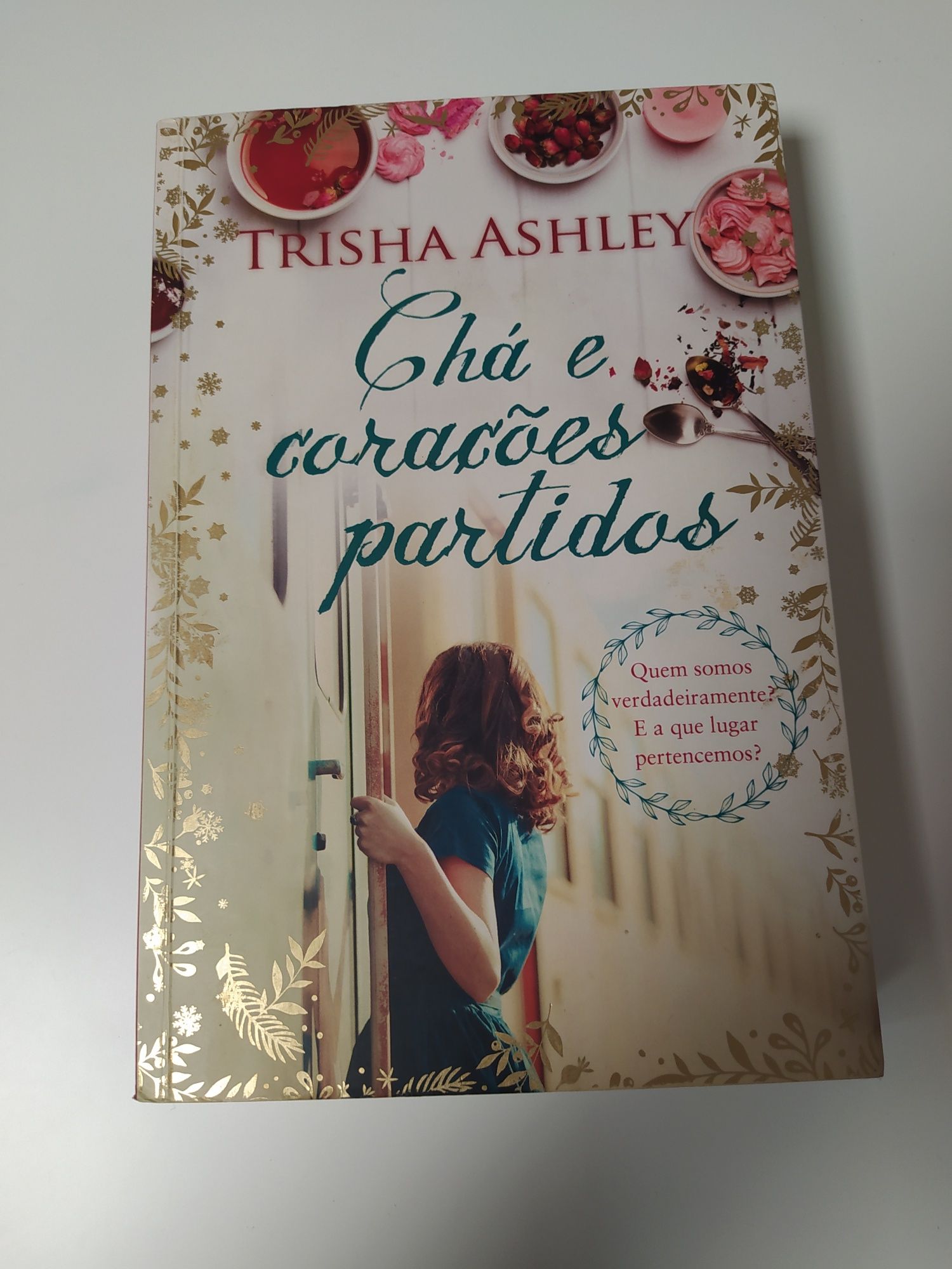 Chá e corações partidos de Trisha Ashley