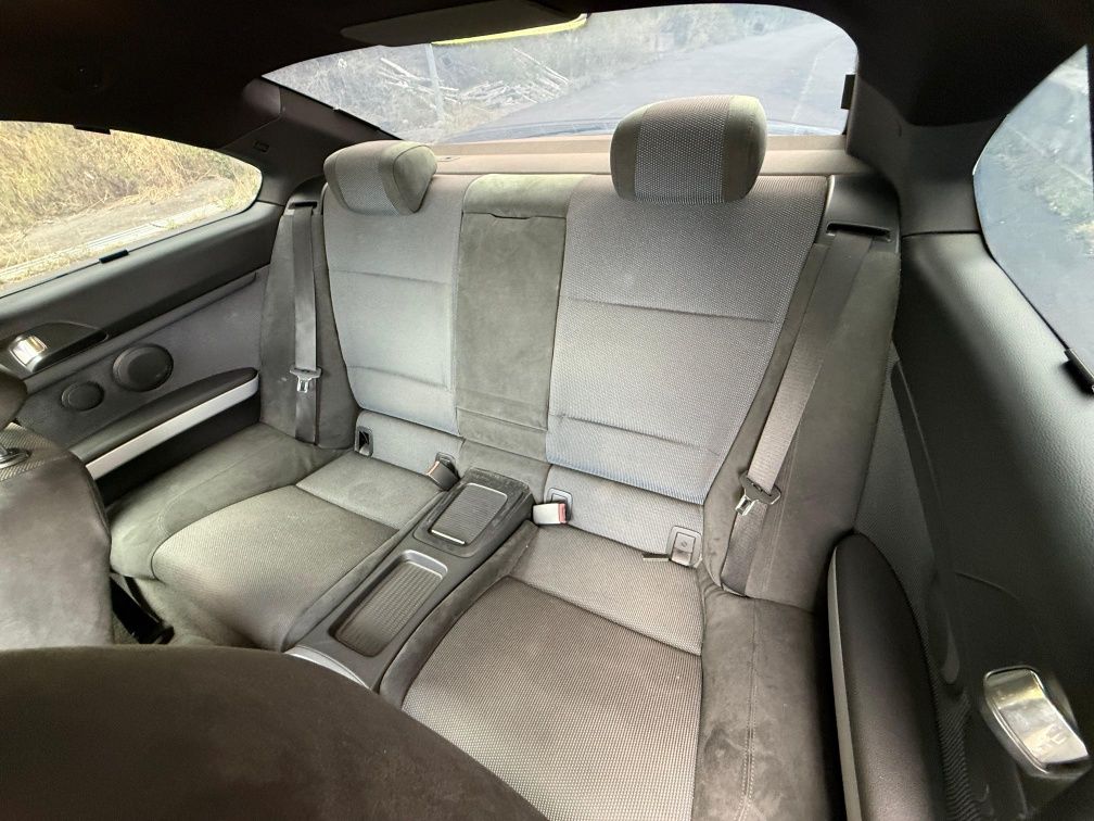 BMW E92 320d Coupe Pack M