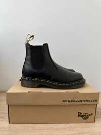 Dr. Martens 2976 Vegan Chelsea Boot