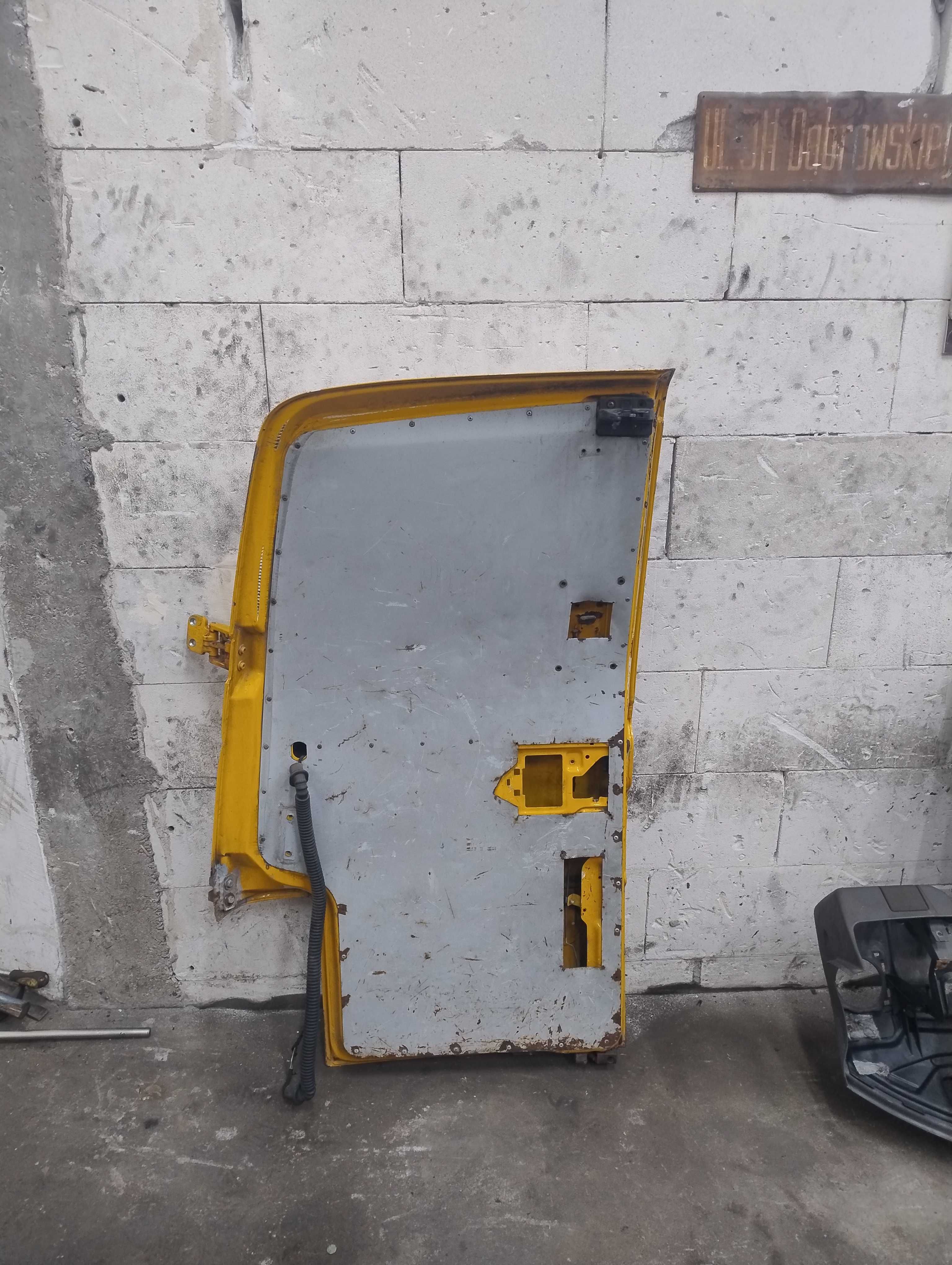 vw t4 komplet dżwi skrzydełak do blaszaka