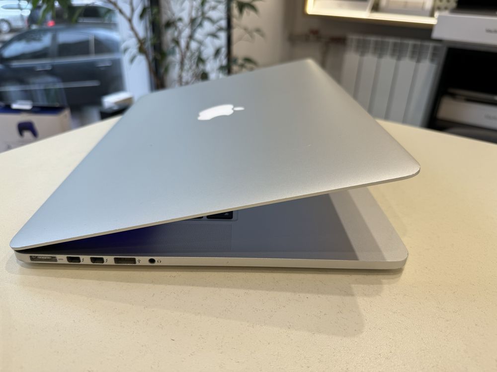 MacBook Pro 15” 2015 i7 16/512 з гарантією
