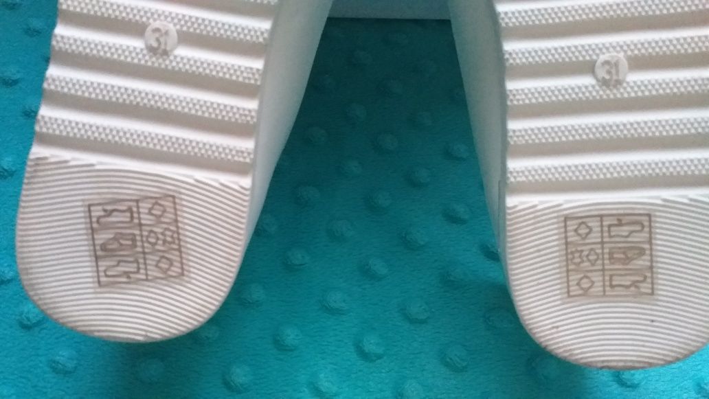 Nowe buty białe komunijne r. 31