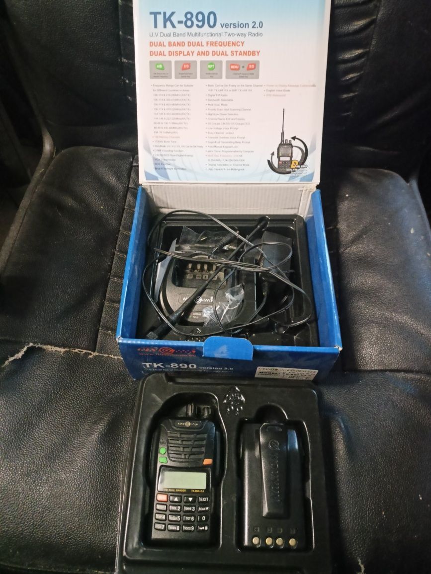 Radiotelefon Navcomm TK 890