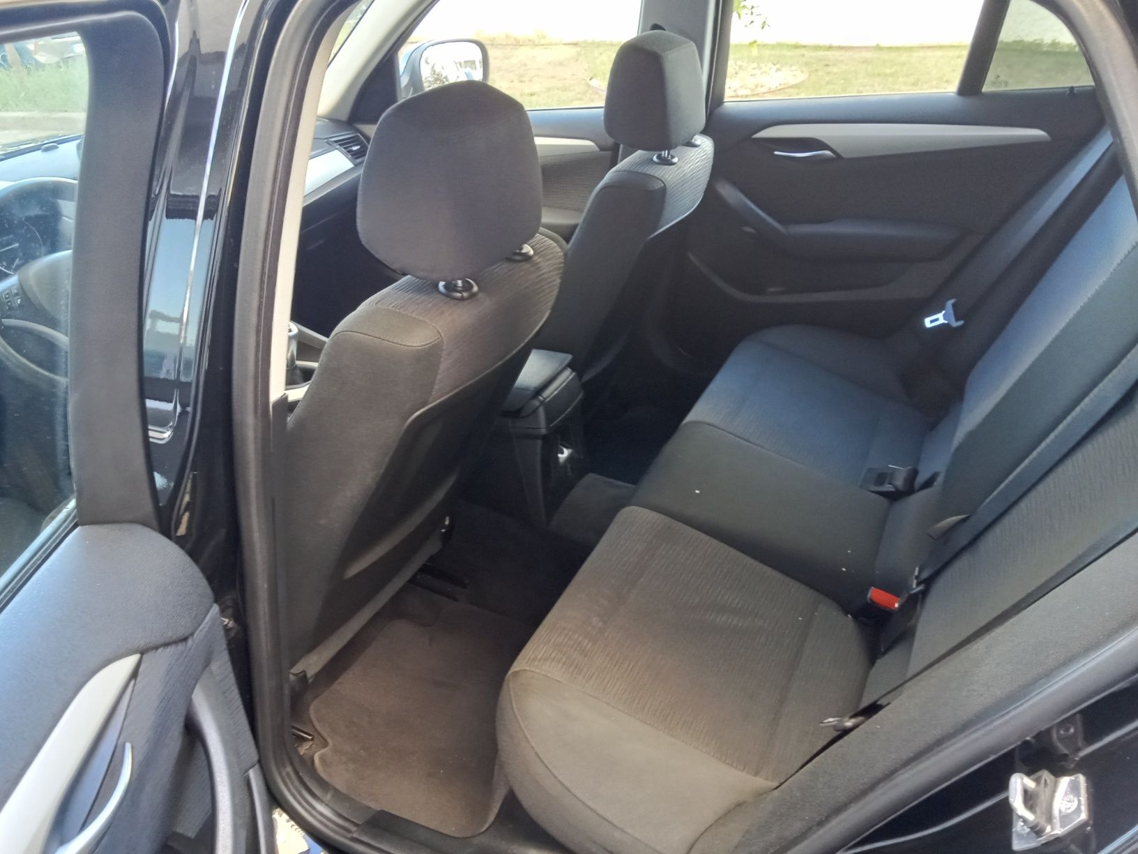 BMW X1 Sdrive 18D ano 2013 impecável a nível geral