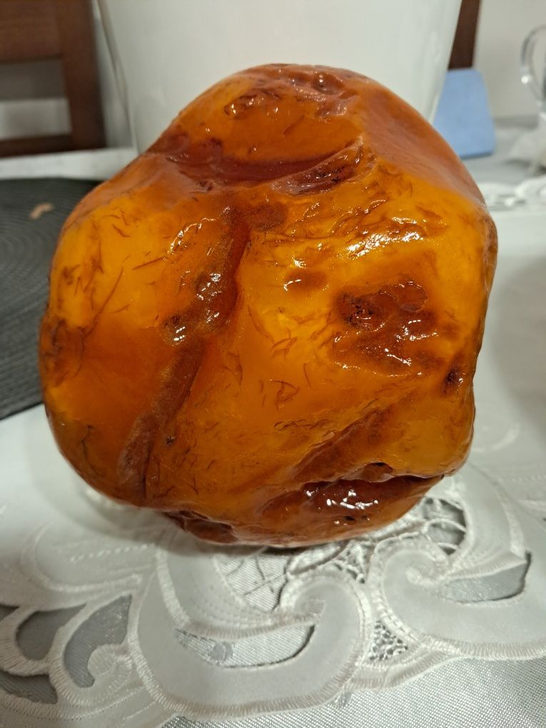 Bursztyn surowy 814g