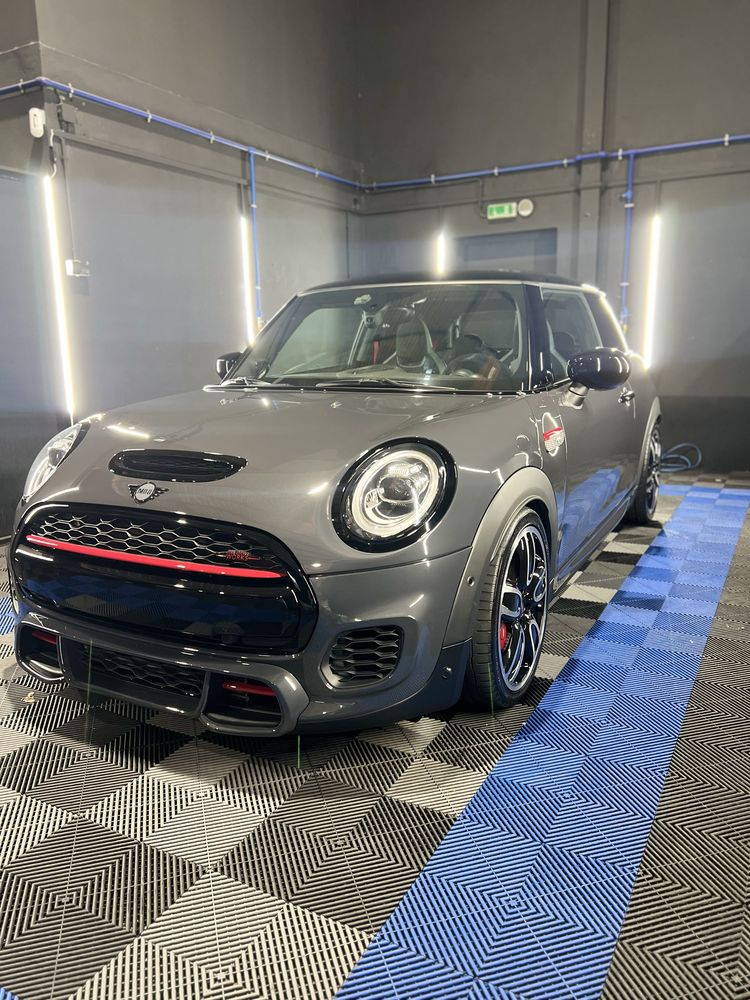 Mini Cooper JCW (Full Extras Nacional)