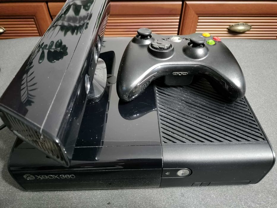 Sprzedam konsolę Xbox 360