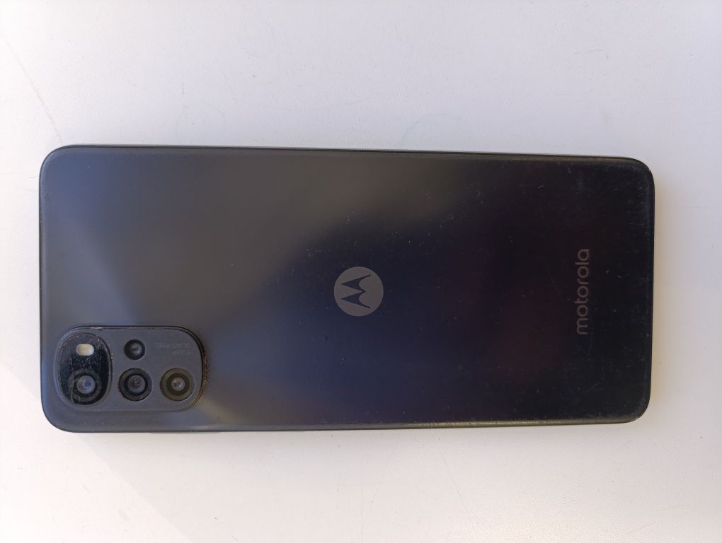 Телефон Motorola g 22