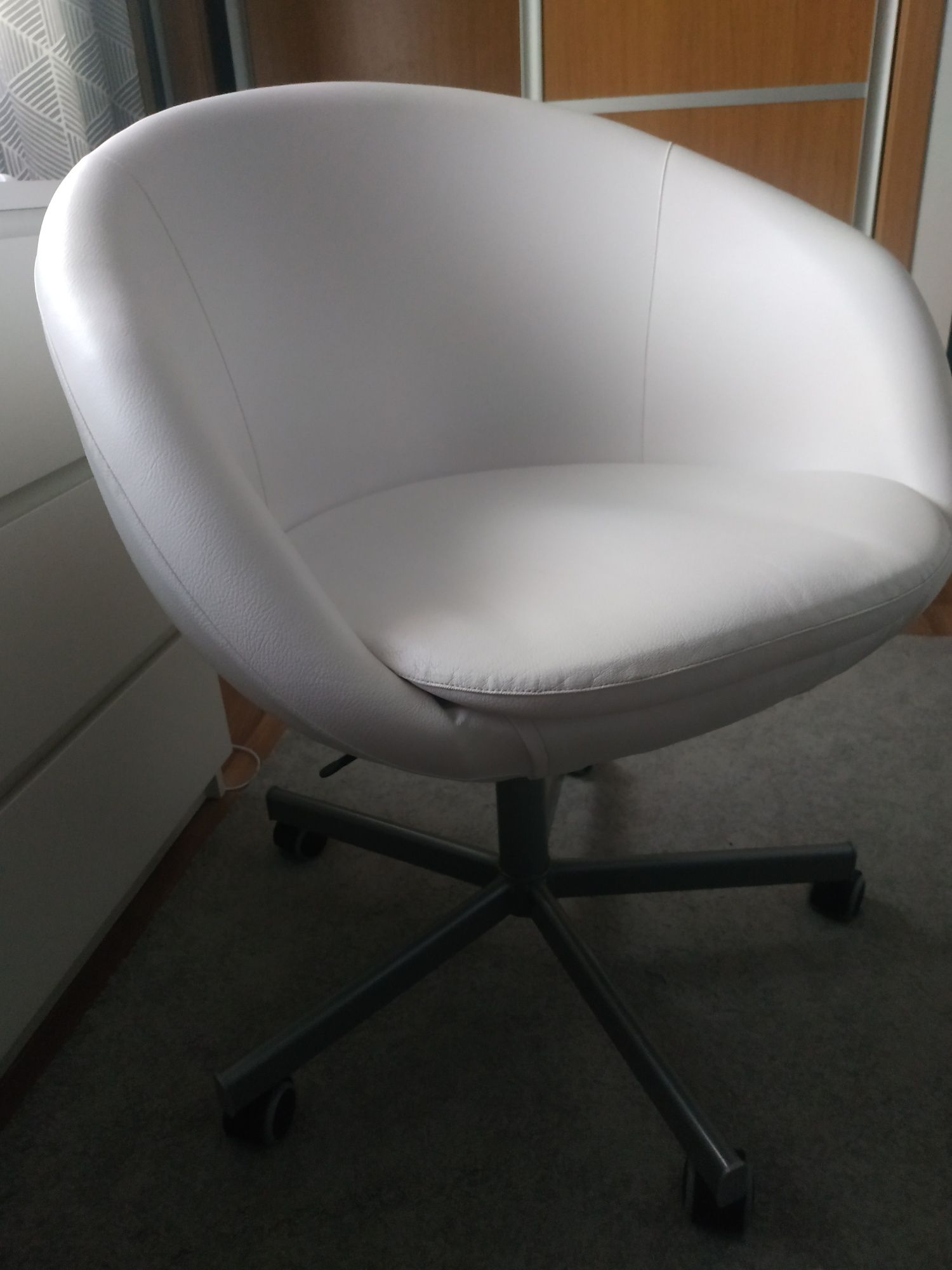 Cadeira giratória IKEA