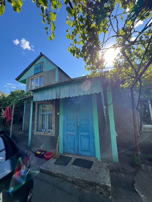 двоповерховий будинок в с. Прибужани