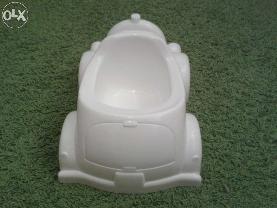 Penico de Criança em forma de carro