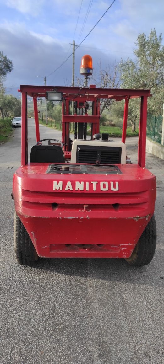 Empilhador Manitou 4x2