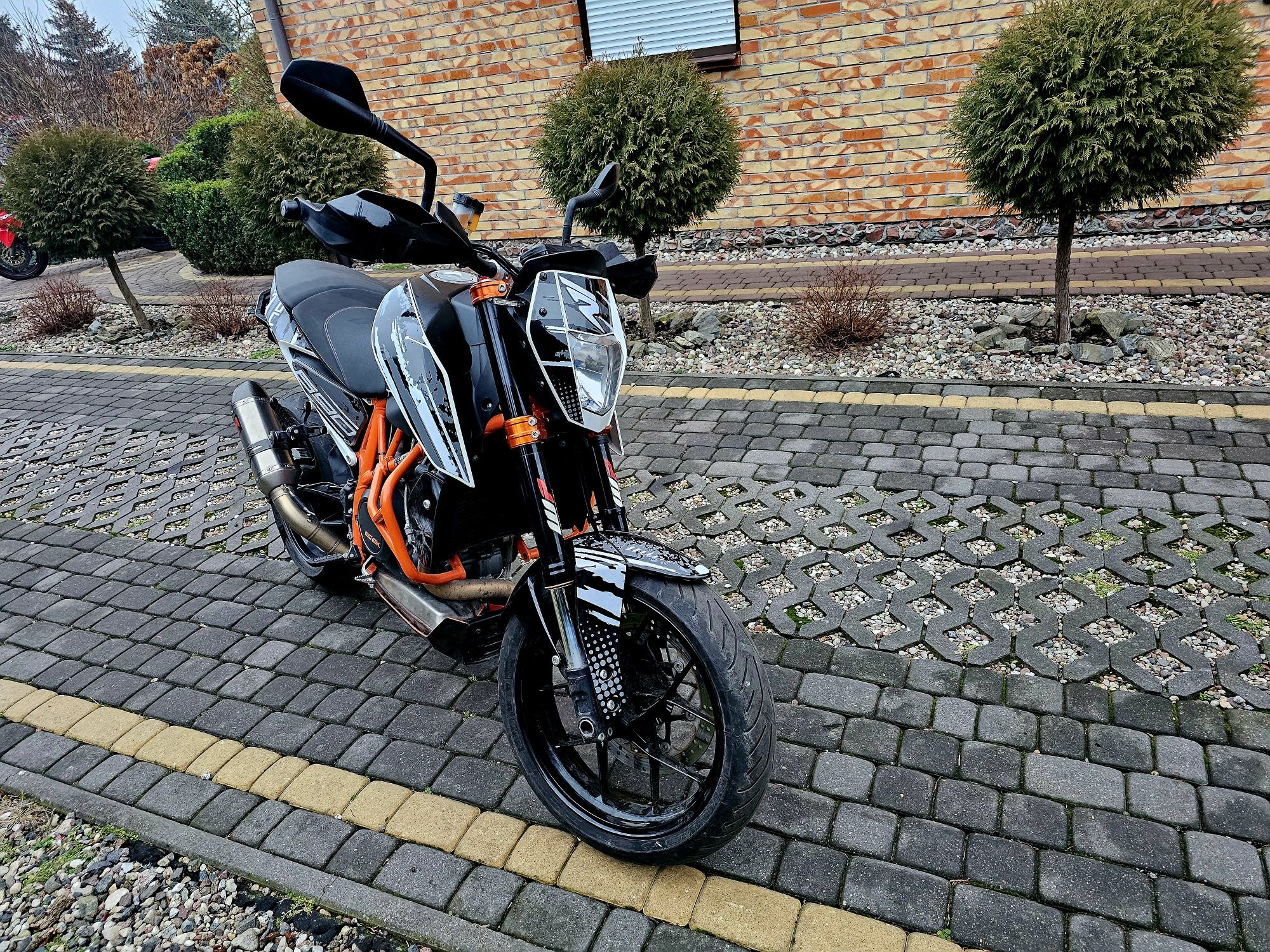 KTM DUKE 690R Acrapovic ABS 32kw zarejestrowany na A2  ORYGINALNA WERS