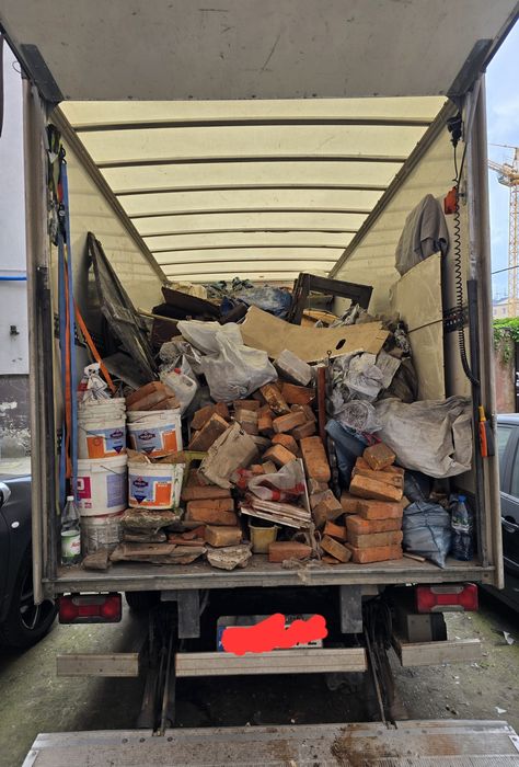 Opróżnianie Domów Mieszkań Piwnic Wywóz Śmieci Gabarytów Rozbiórki