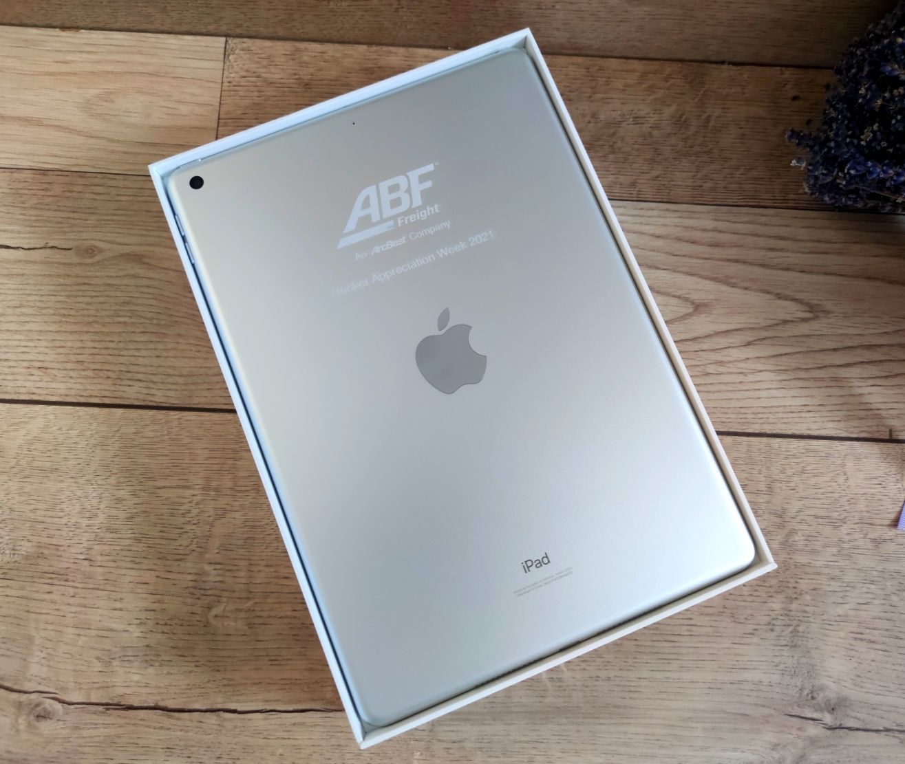 СКИДКА! Планшет Apple iPad 8/2020г/32GB.Wifi.