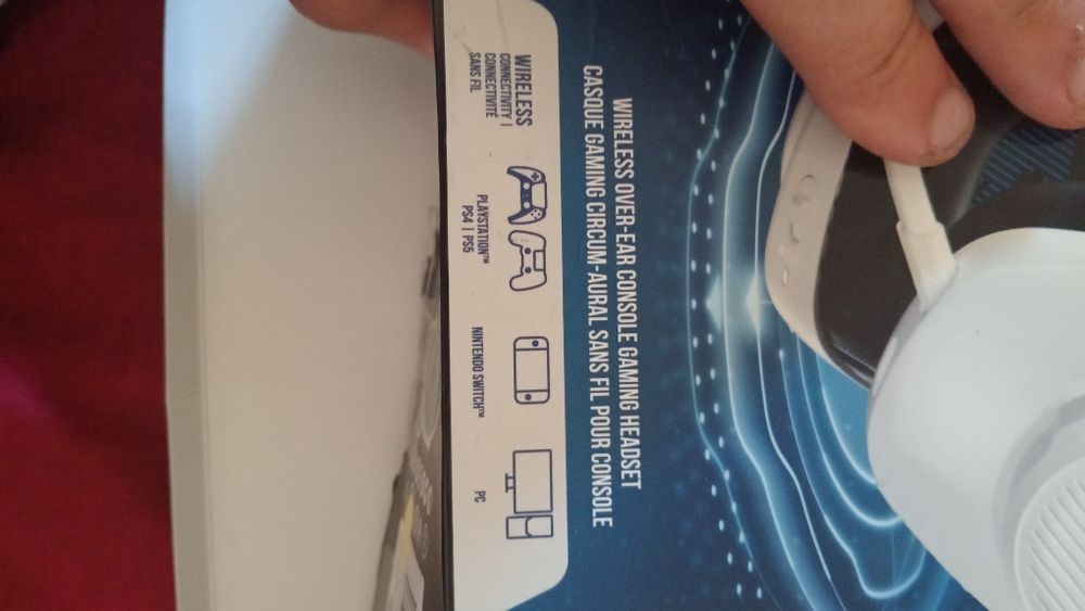 Fones JBL novos nunca usado