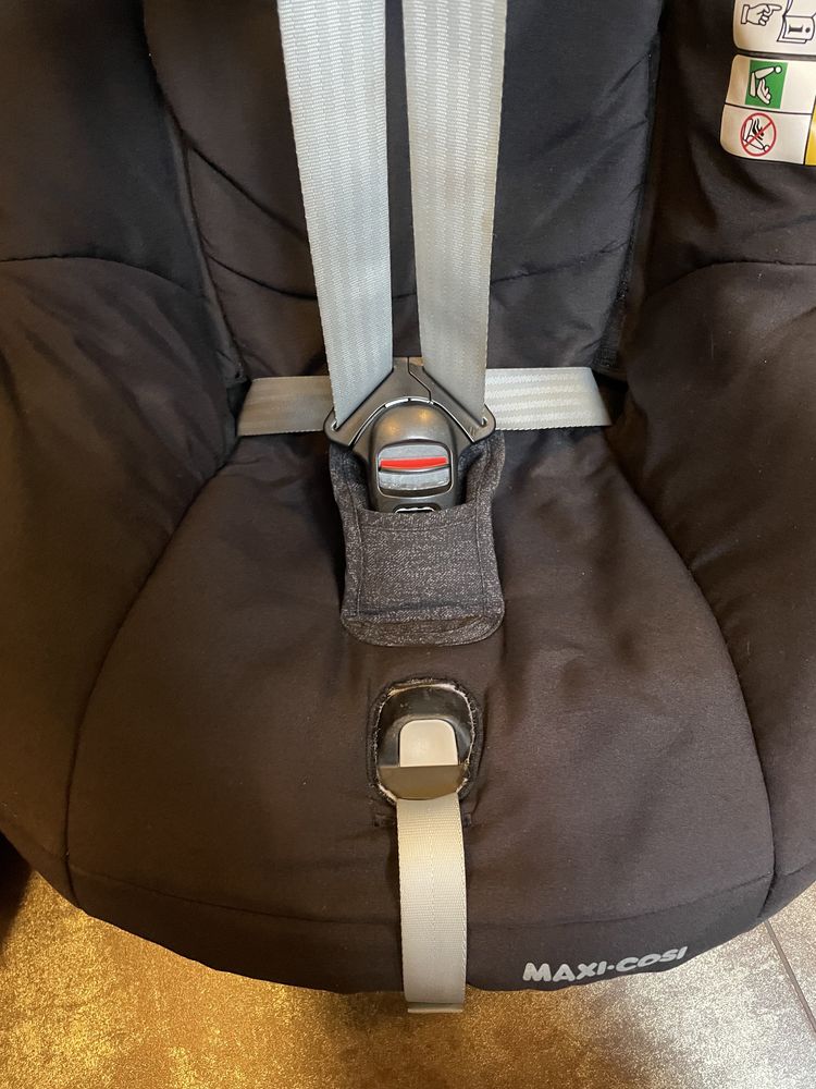Fotelik Maxi Cosi Pearl Smart i-Size 84-105cm baza 3wayFix 3 way fix