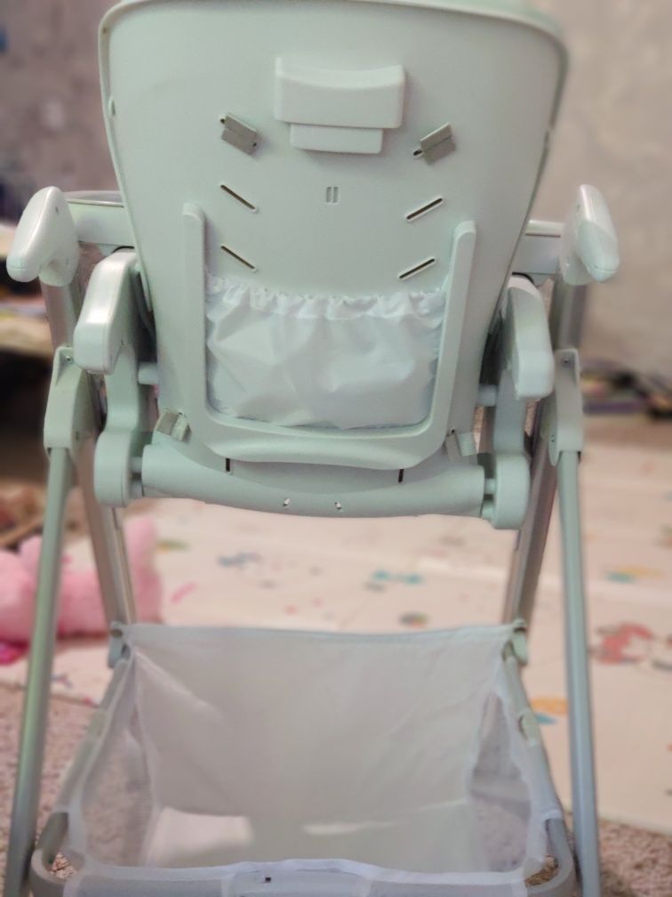 Дитяче крісло для годування carrello concord до 15 кг