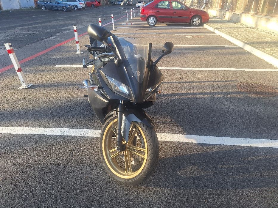 Yamaha Yzf - R125