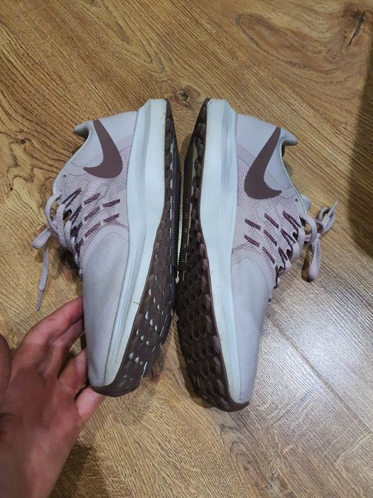 Продам кросівки Nike