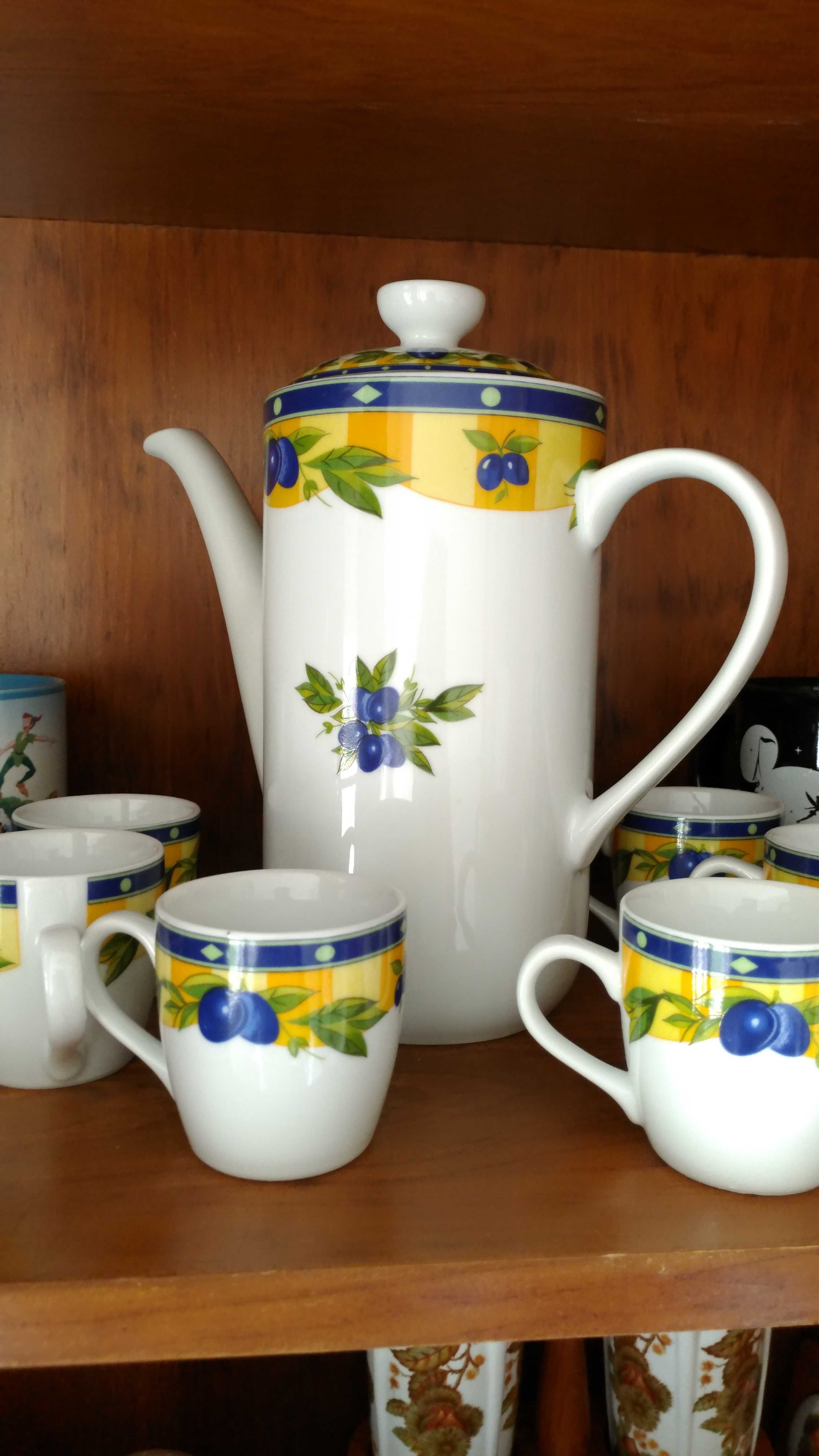 Serviço de Café da Porcelana Alba - 16 peças