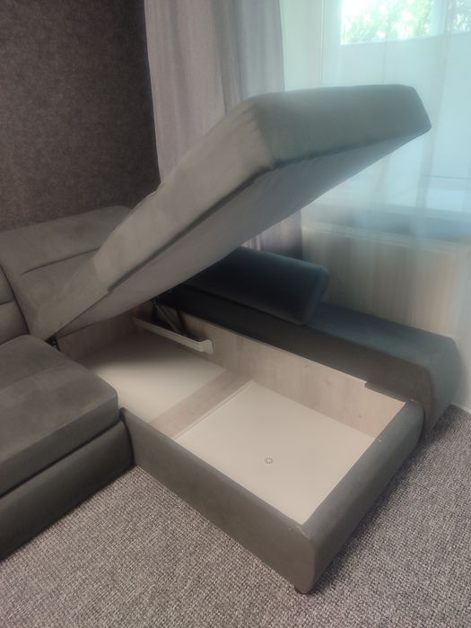 Продам кутовий диван