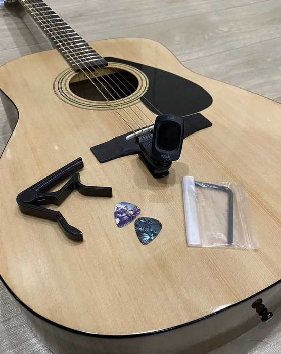 Акустическая гитара Yamaha f310