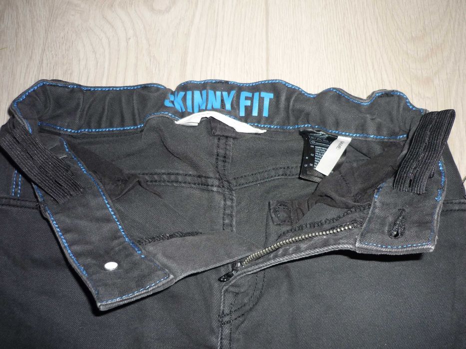 Czarne spodnie jeansowe Skinny H&M 10-11 lat