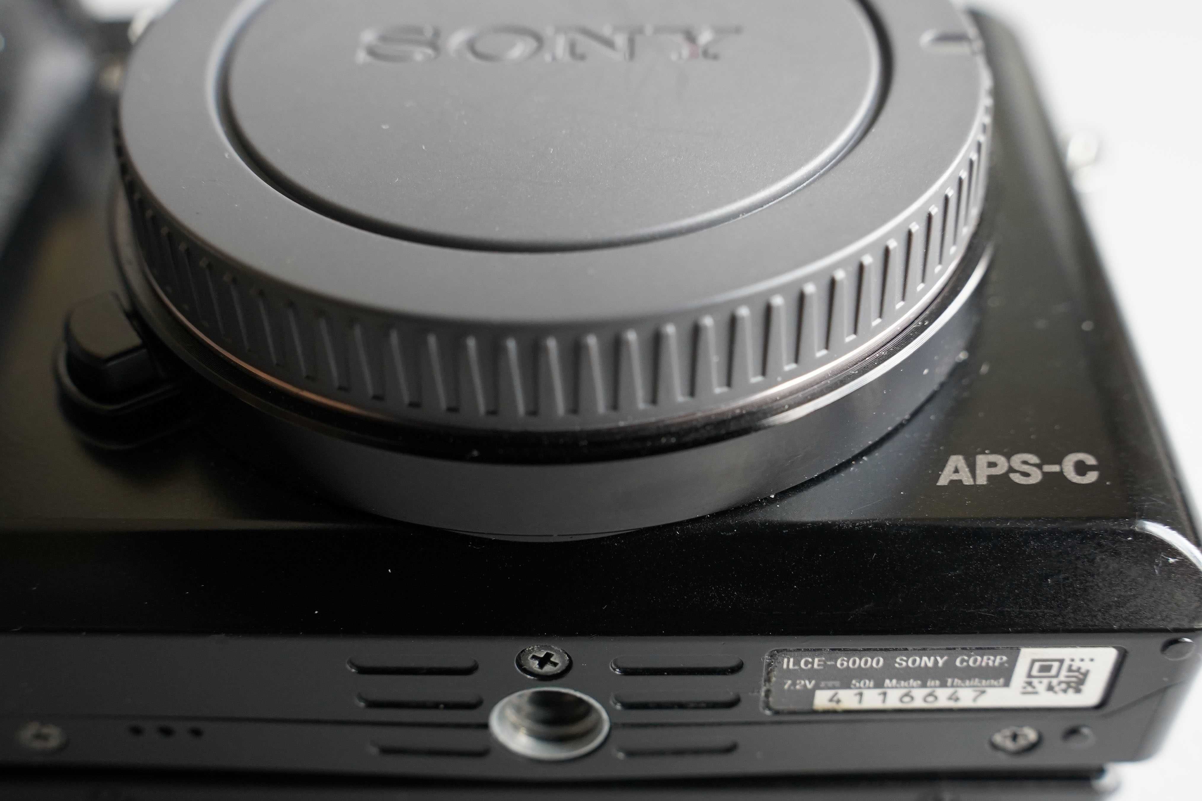 Aparat fotograficzny Sony Alfa 6000
Tylko przedmiot