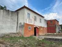 Moradia T3 anexos e Terreno!