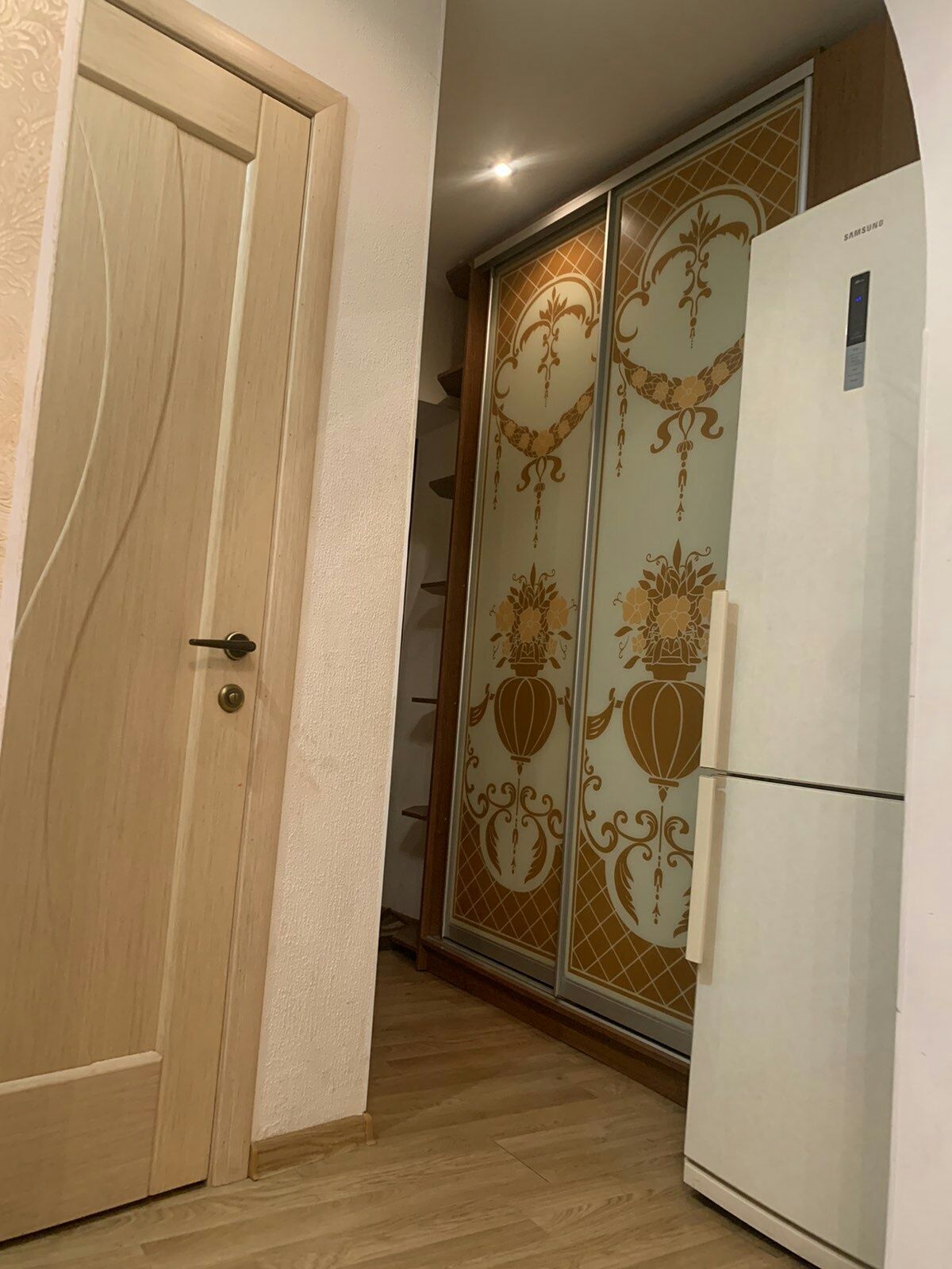 Моршин квартира 3 кімнати подобово, довготривало, всі вигоди.