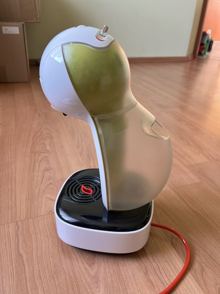 Ekspres do kawy kapsułkowy dekonghu nescafe dolce gusto
