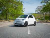 Toyota iQ 1.0 VVT-i 2 MultiDrive