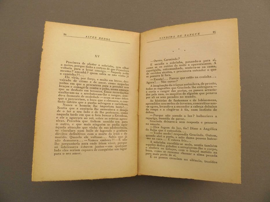 Livro Vindima de Sangue, 1ª Edição, Assinatura do Autor