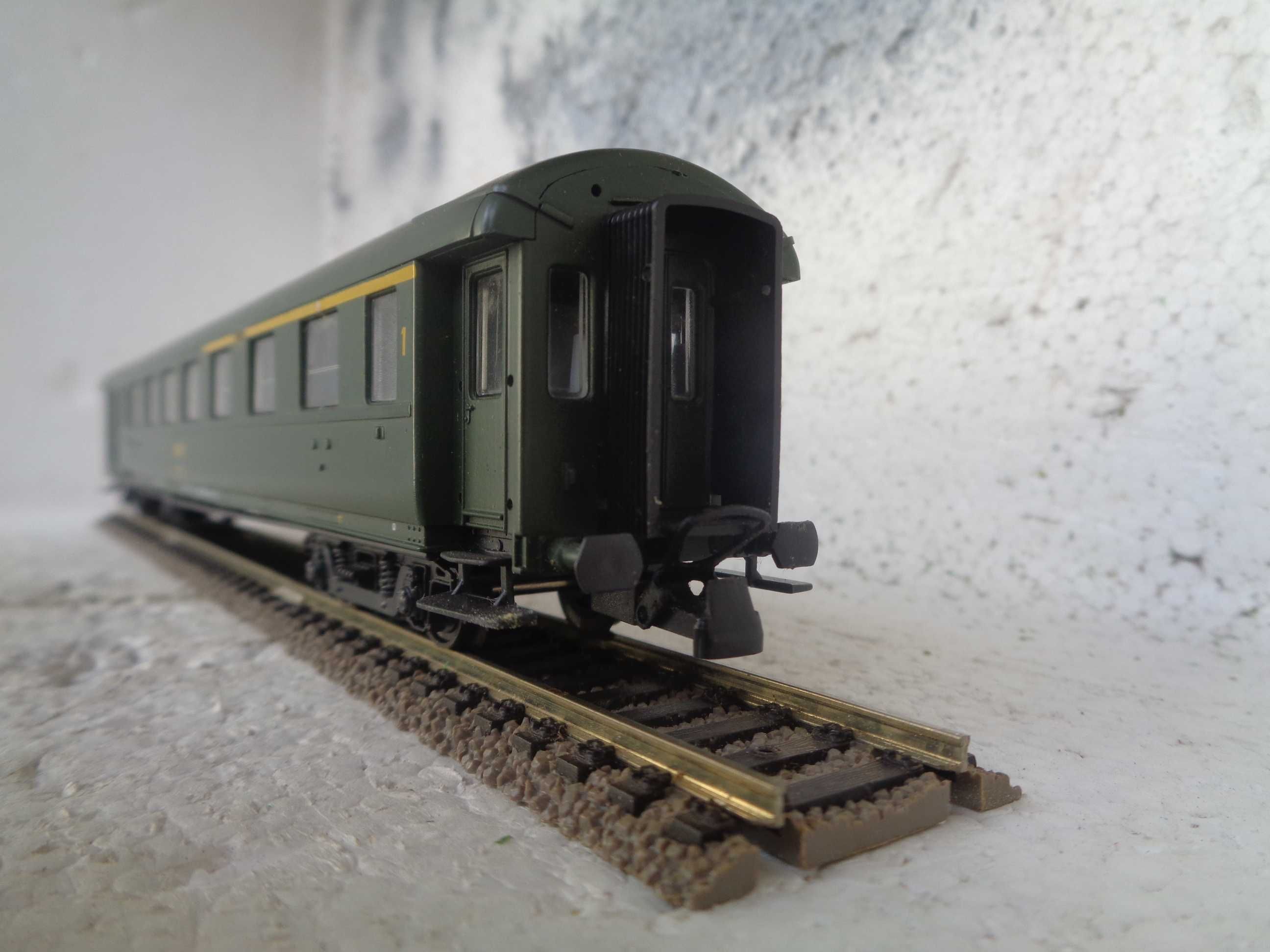 1:87 ROCO Carruagem passageiros SBCF 1 / 2