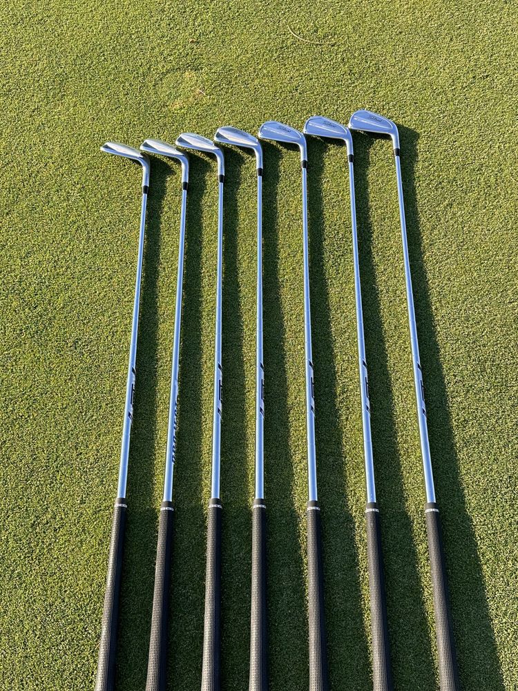 Golf - Set de ferros Titleist 4-PW modelos t150/t200 + Bushnell V5