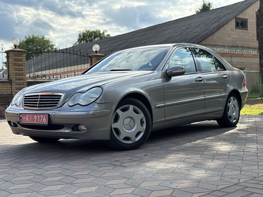 Продам Mercedes-Benz C-Class свіжо пригнаний