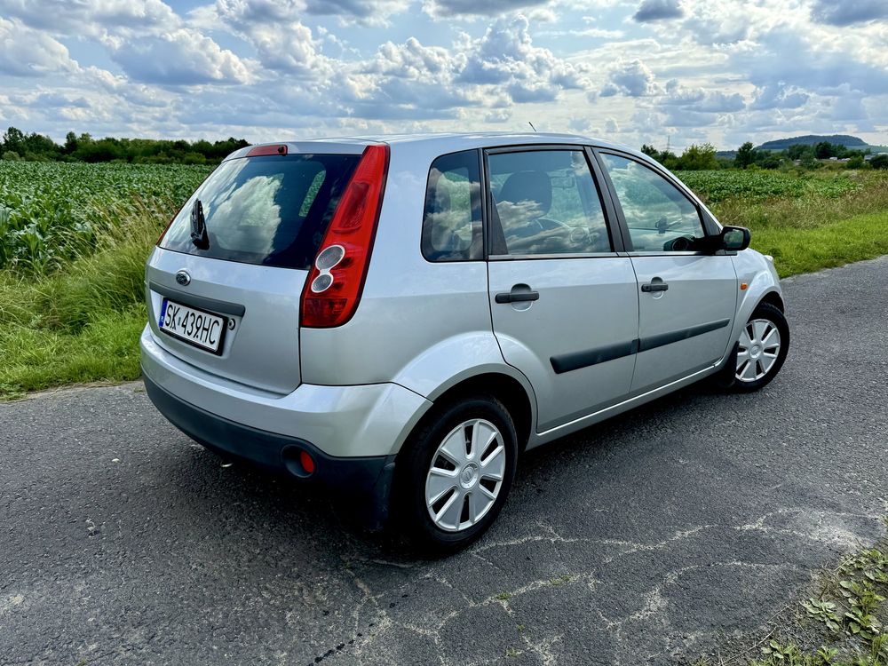 Ford Fiesta MK6 LIFT 2006r 1.3 75km 206 tyś km wspomaganie krajówka